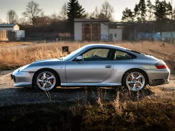 Porsche 911, Carrera 4S 996