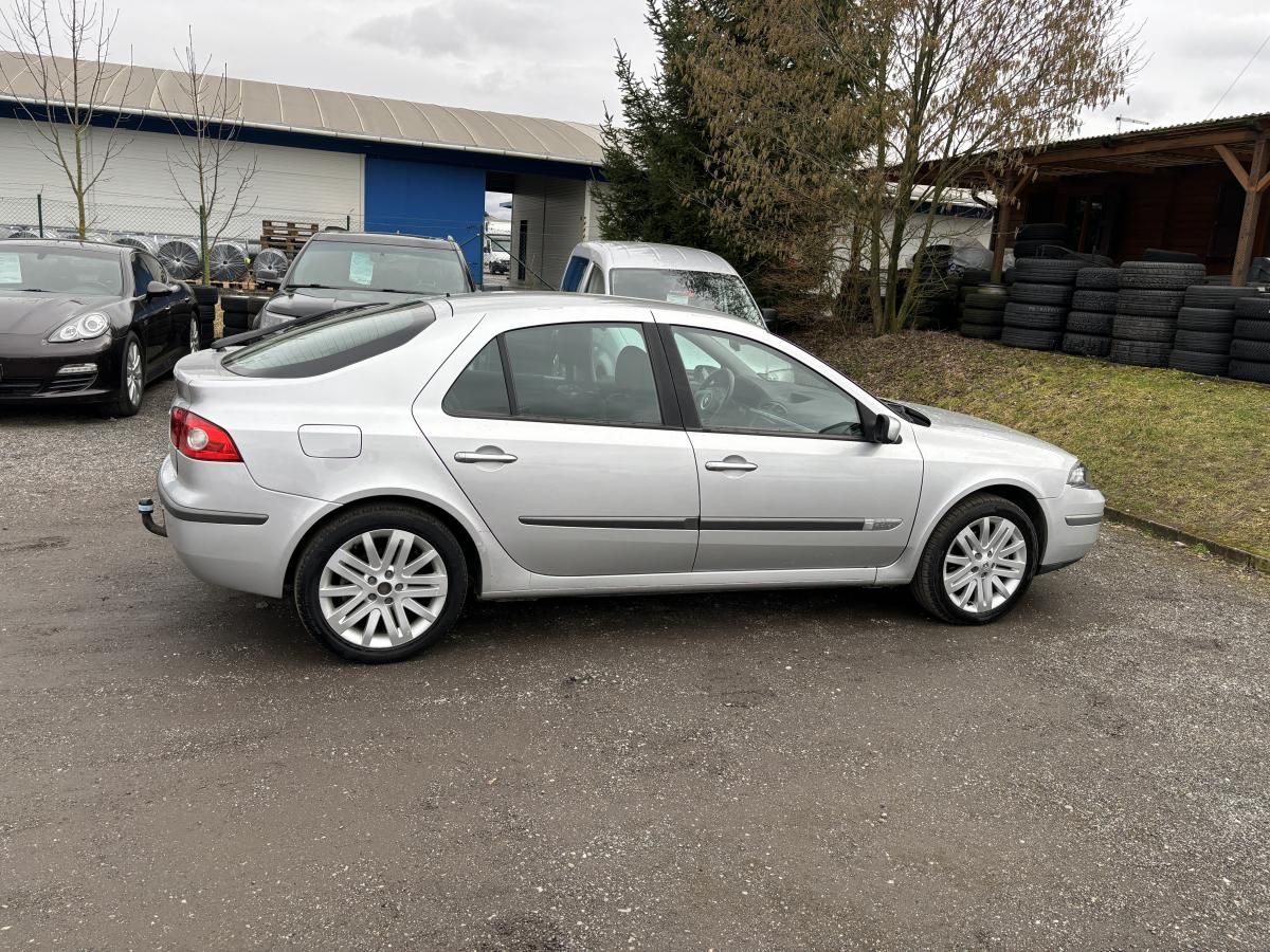 Renault Laguna, 2.0I - fotka 6