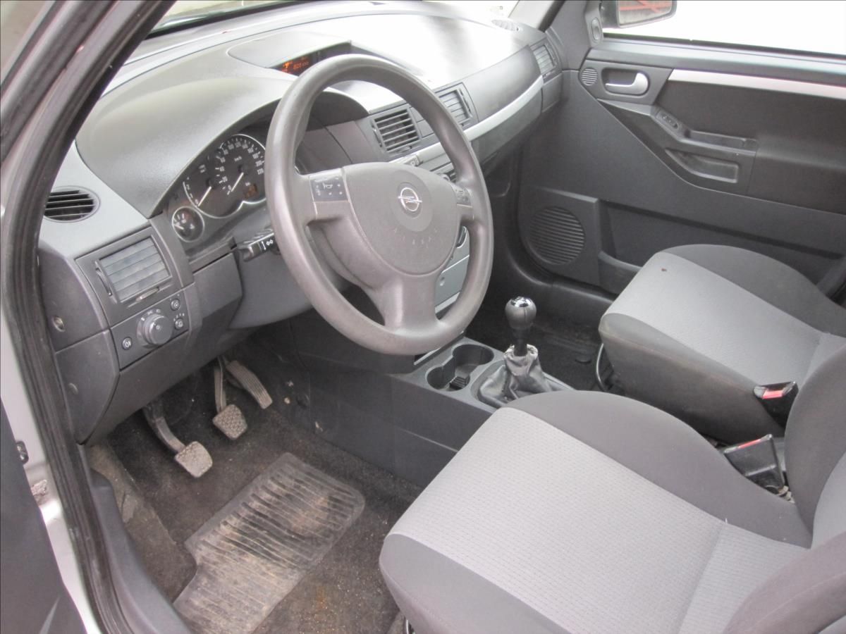 Opel Meriva, 1,4 16V Essentia - fotka 5