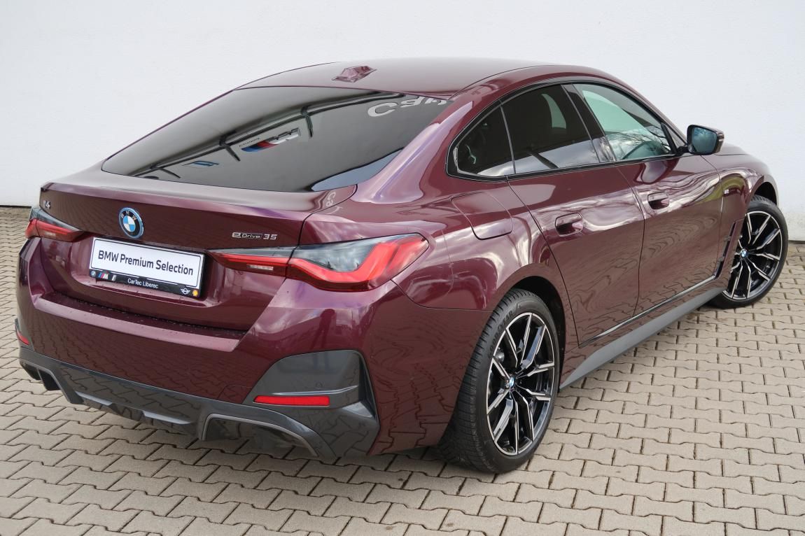 BMW i4, 35 eDrive - fotka 3