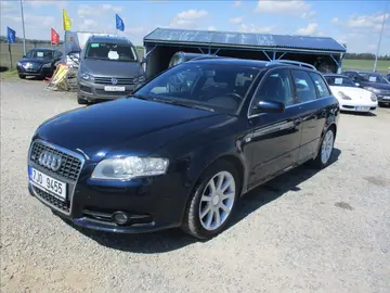 Audi A4, 2,0 TDi 103kw S-Line BPW