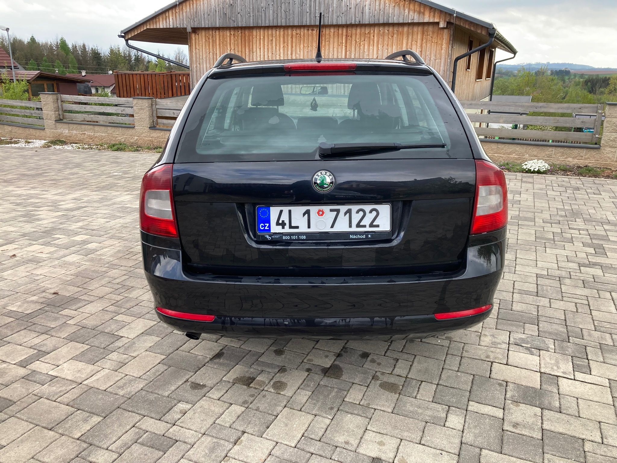 Škoda Octavia, combi 1,6 TDi CR 77kW - fotka 3