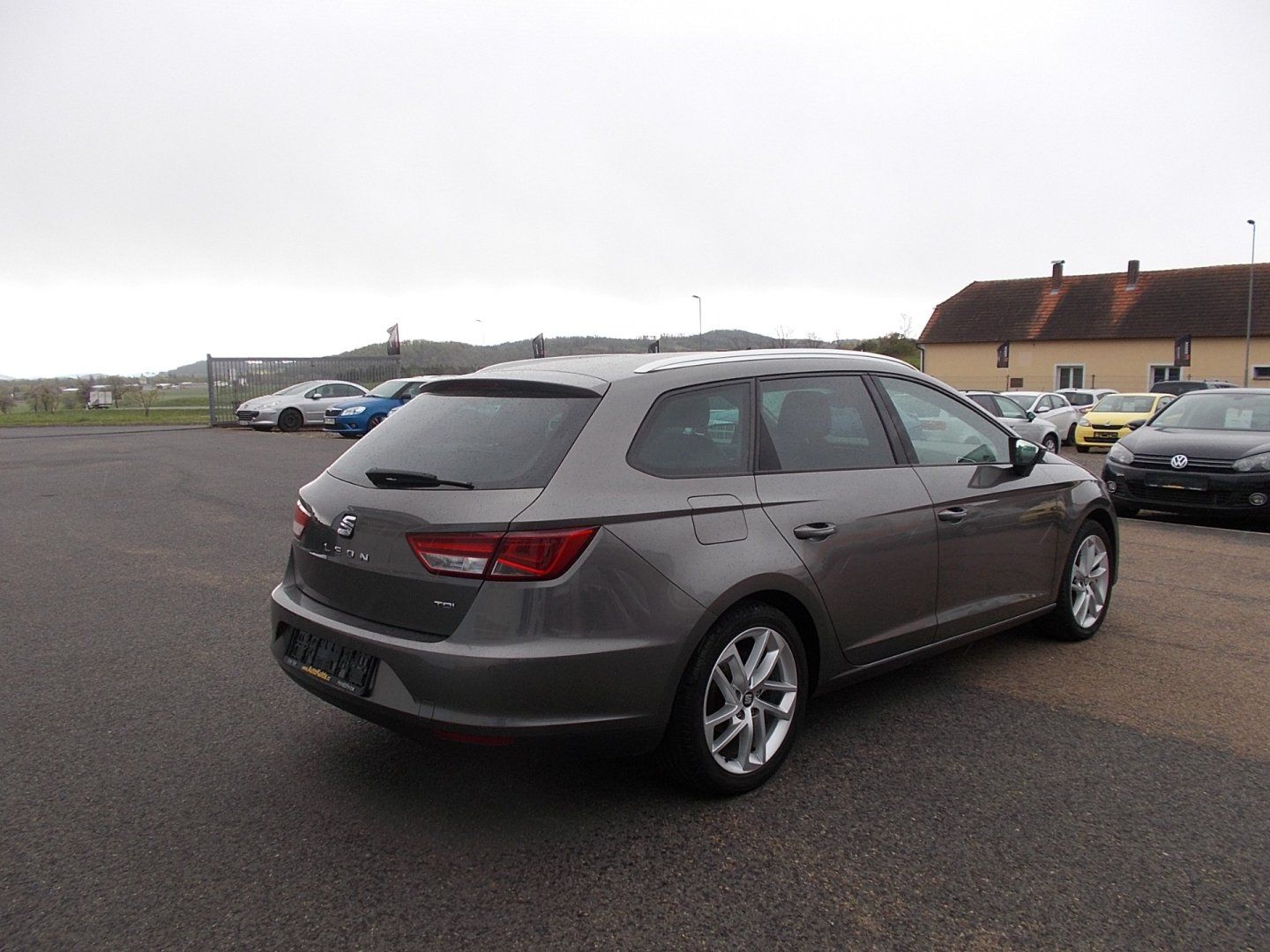 Seat Leon, ST 2,0TDi ,110kW, LED, kůže - fotka 5