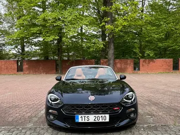 Fiat 124 Spider, 1. majitel, koupeno v ČR, TOP!