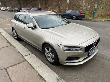 Volvo V90, 2.0 D3 Momentum, manual