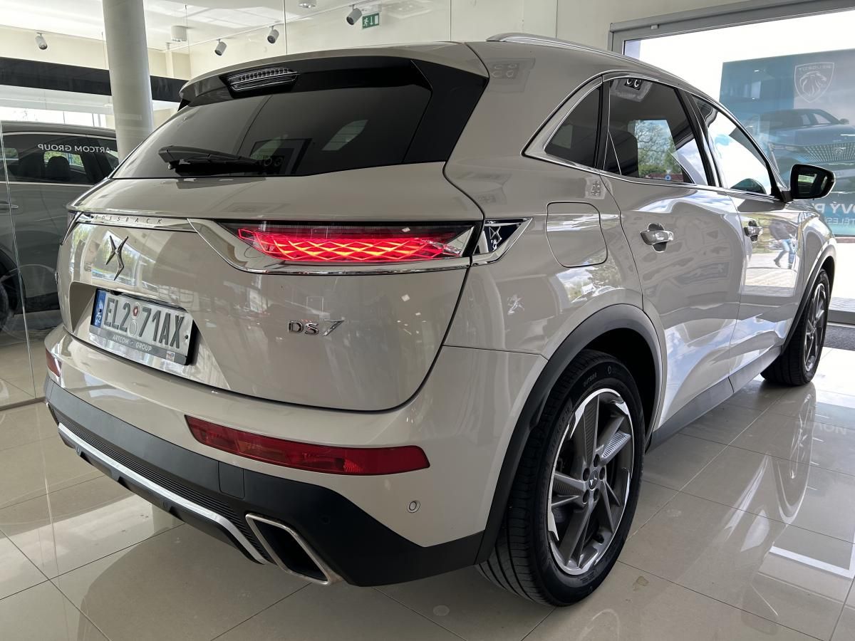 DS 7 Crossback, OPERA E-TENSE 4X4 300K - fotka 4