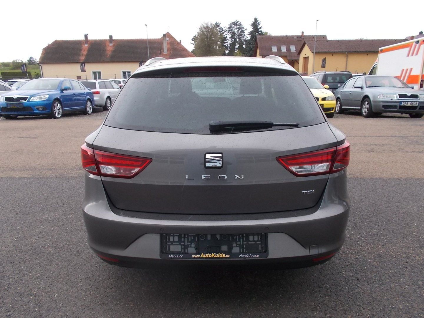 Seat Leon, ST 2,0TDi ,110kW, LED, kůže - fotka 6