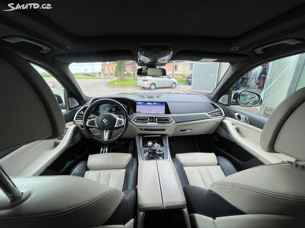 BMW X5, fotka 12