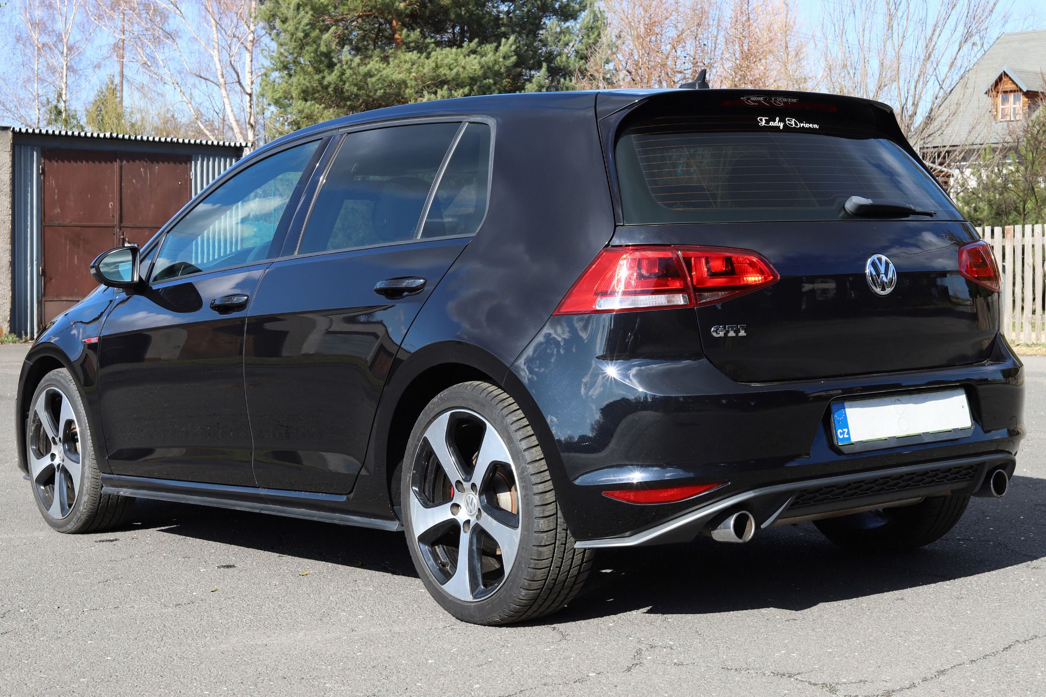 Volkswagen Golf, 2,0 GTI, MT, 155 kW - fotka 6