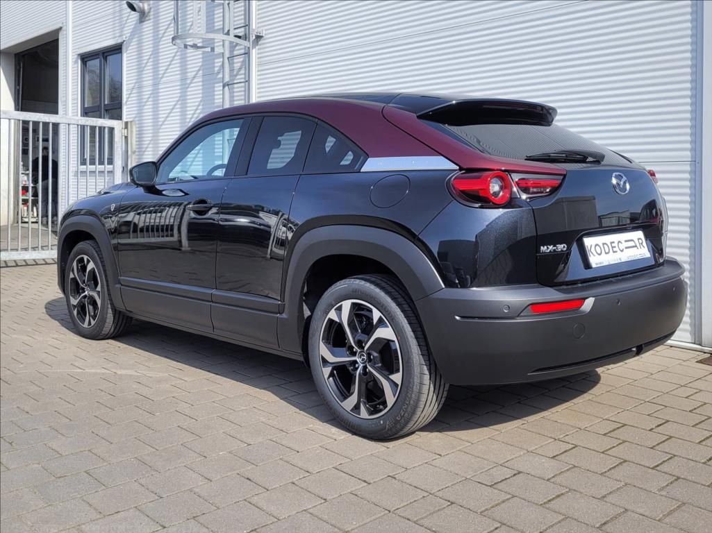 Mazda MX-30, 1,0 R-EV 170k AT 4x2  Edition- - fotka 4