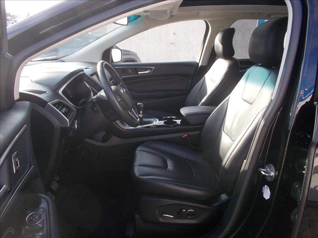 Ford Edge, 2.0 TDCi 132kW 4x4 TITANIUM - fotka 6