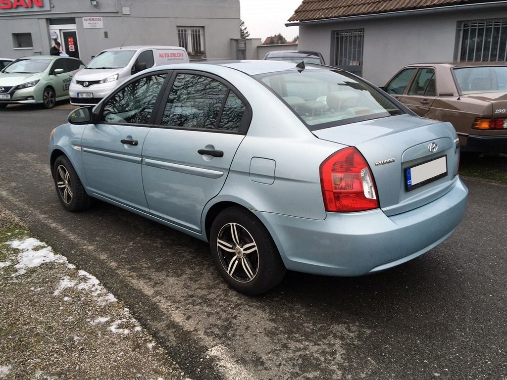 Hyundai Accent, 1.4i Active - fotka 2