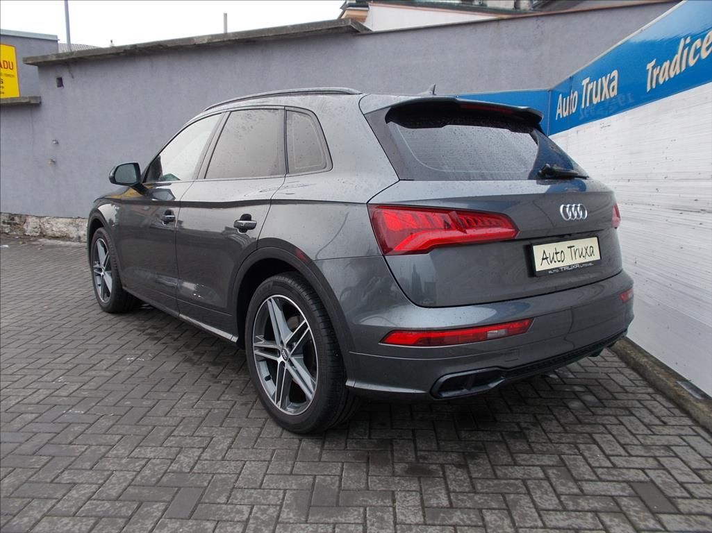 Audi SQ5, 3.0 V6 TFSi 260kW Quattro FULL - fotka 3