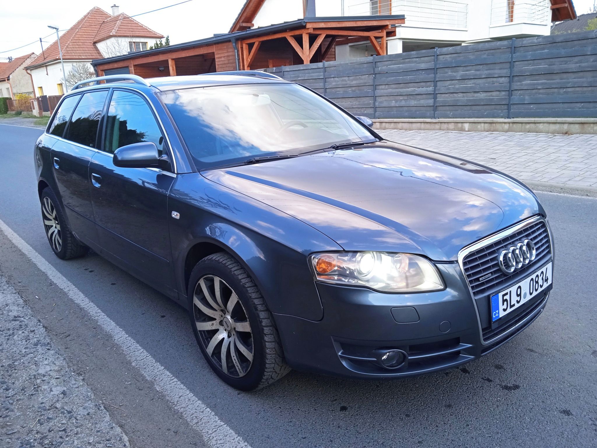 Audi A4, 3.0TDi150kw,QUATTRO,F1,NAVI,XE - fotka 3