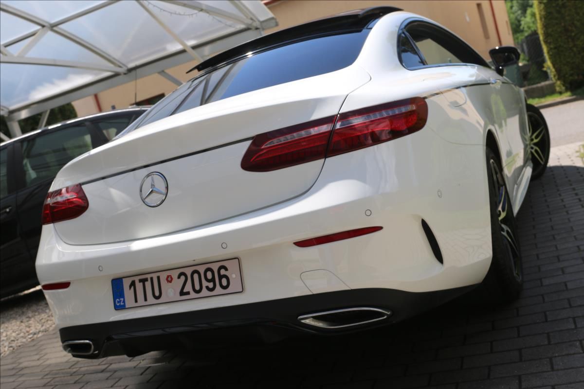 Mercedes-Benz Třídy E, 4 MATIC 1.maj ČR DPH,59TKM - fotka 6