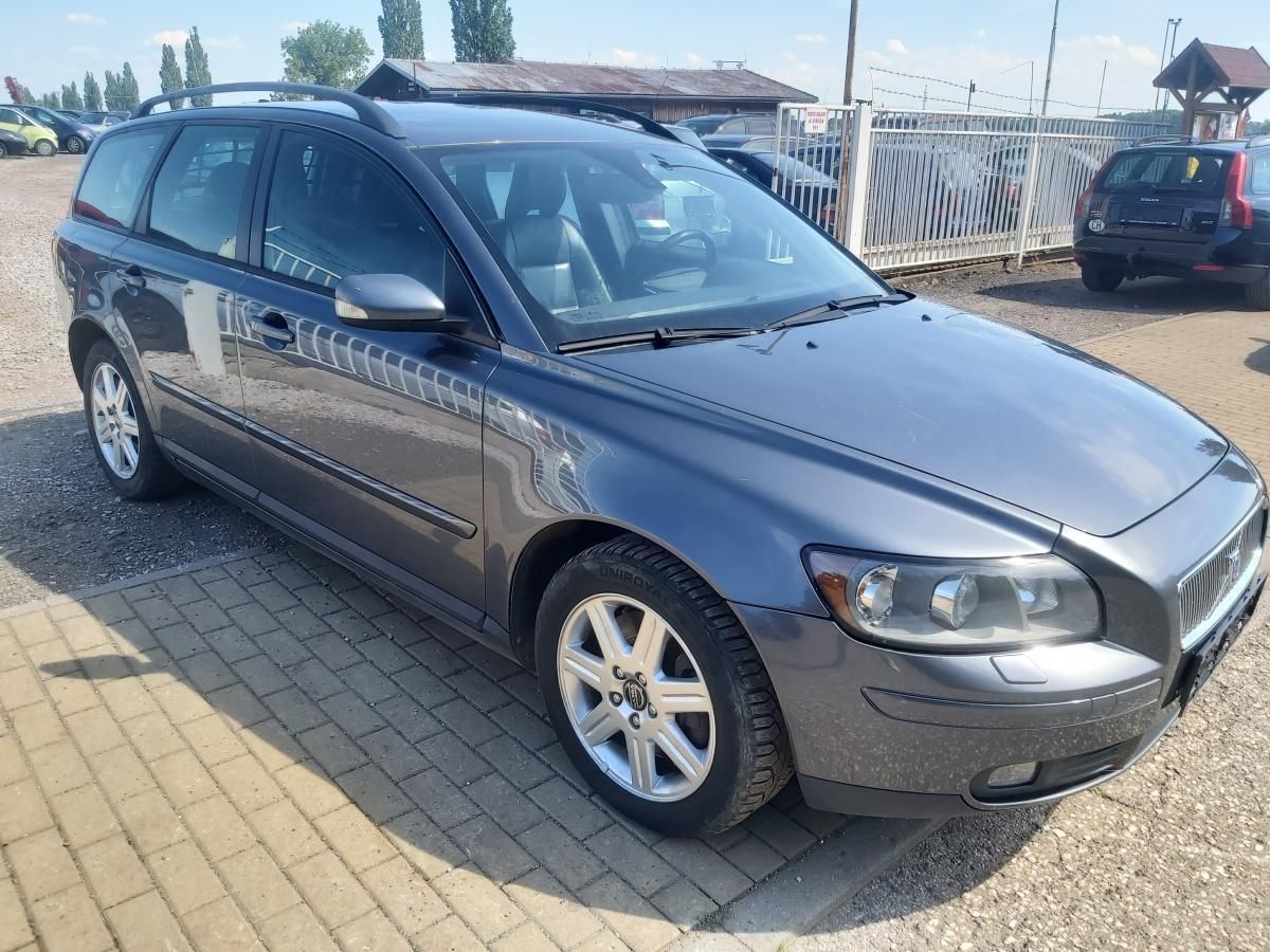 Volvo V50, T5 162 KW - fotka 6