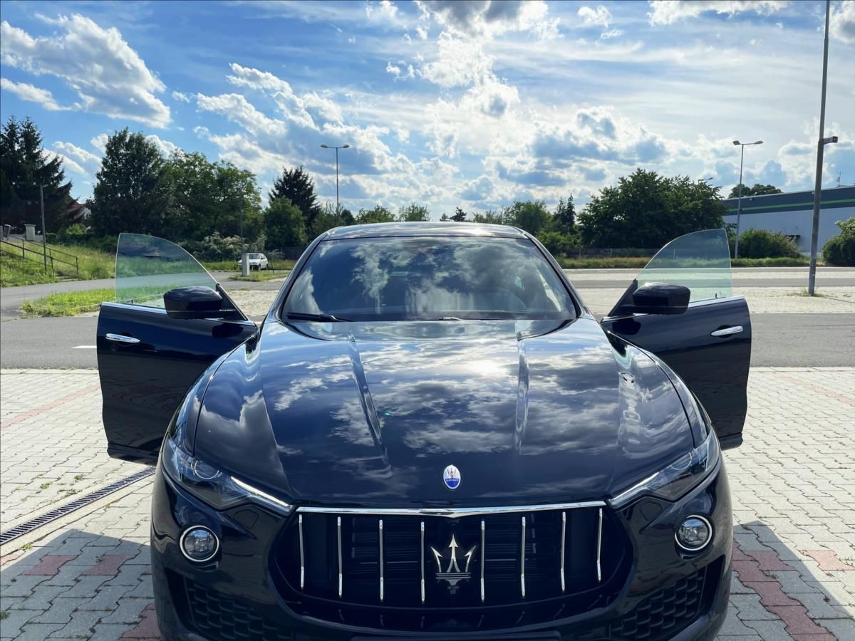Maserati Levante, 3,0 Turbo V6Q4 24V Grand Sport - fotka 6