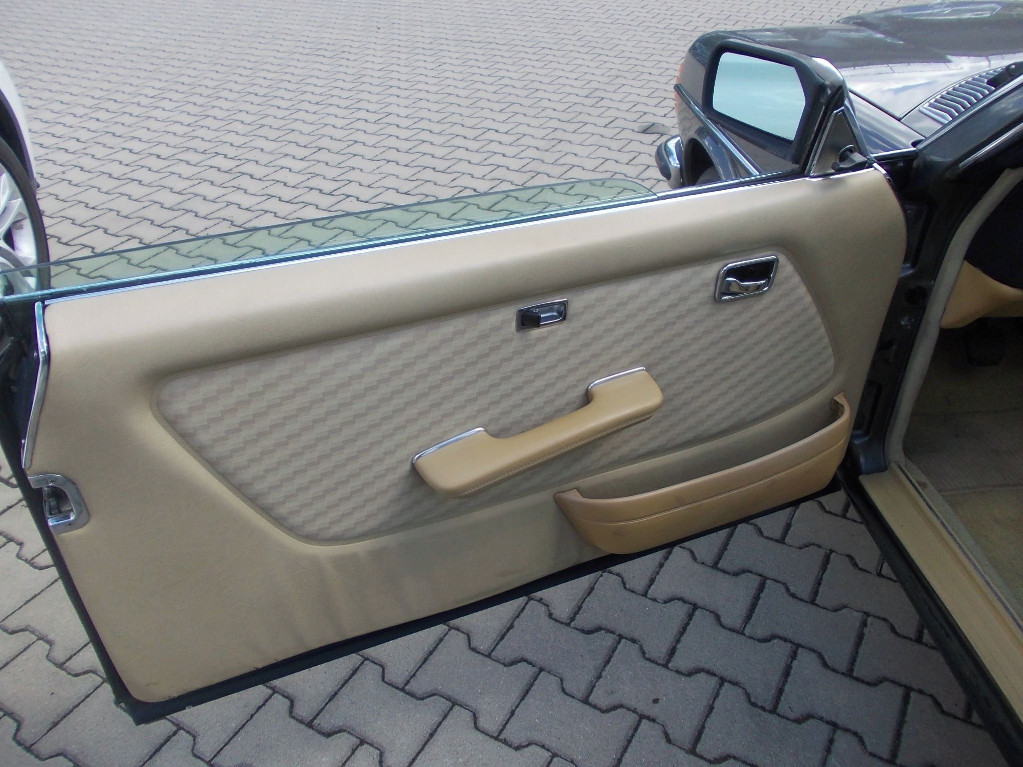 Mercedes-Benz 123, 230 CE EKODAŇ ZAPLACENA - fotka 5