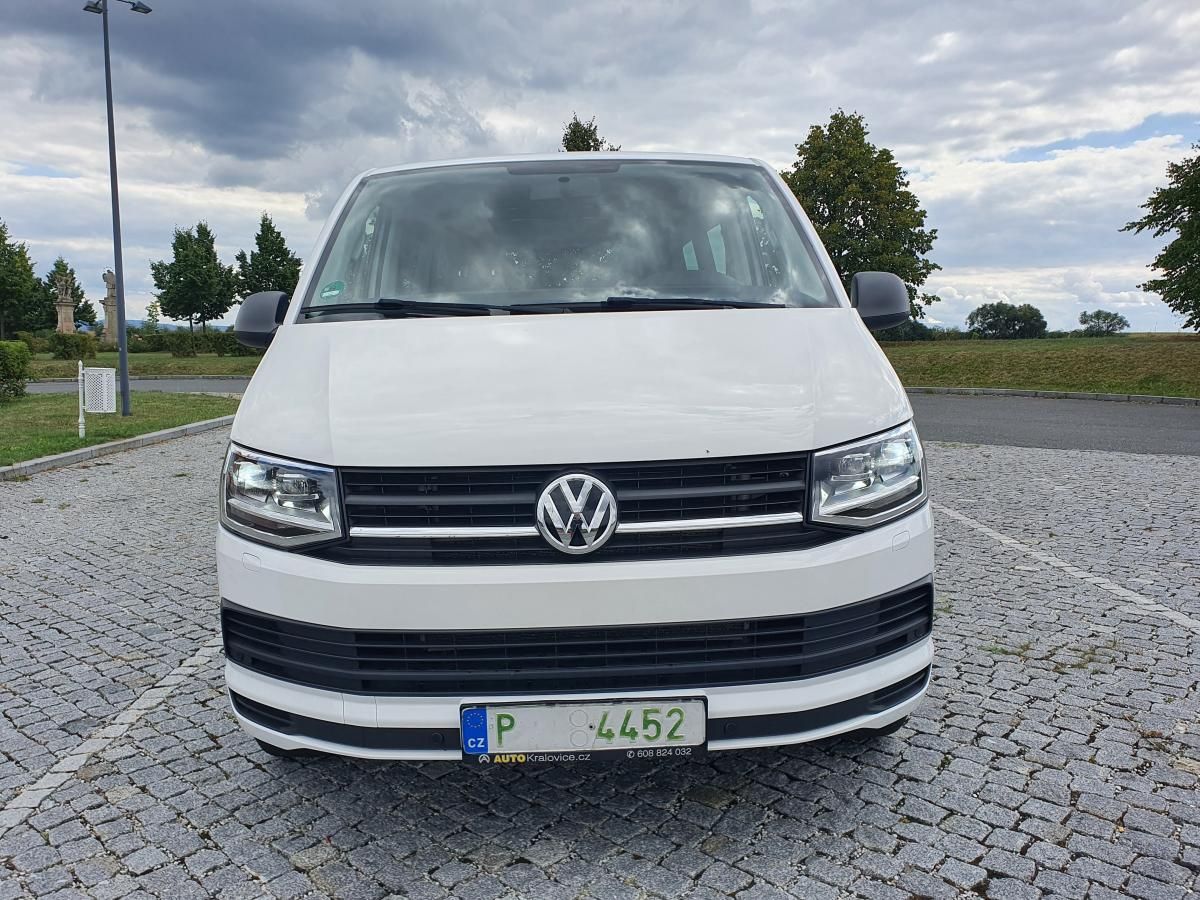 Volkswagen Multivan, 110Kw, TOP STAV, LED, SPLÁTKY - fotka 4