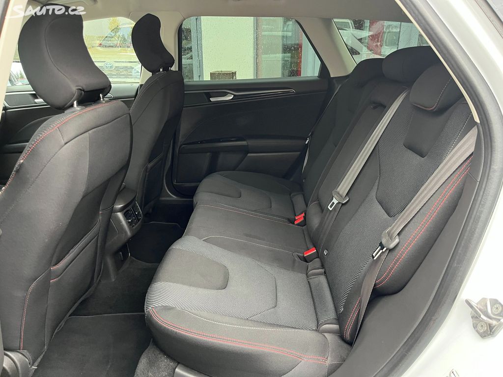 Ford Mondeo, fotka 14