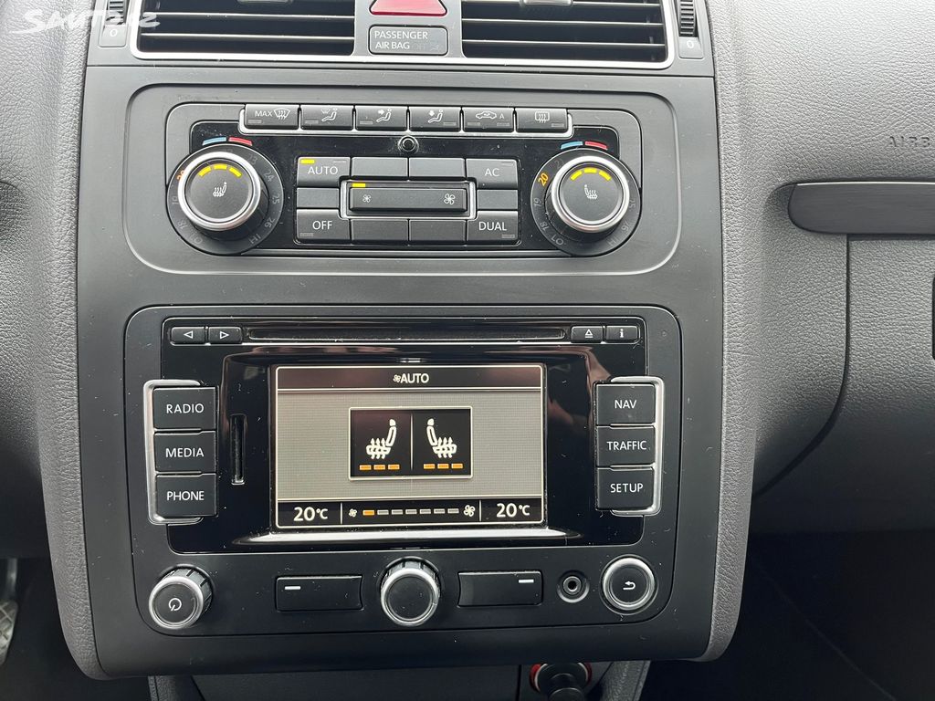 Volkswagen Touran, fotka 19