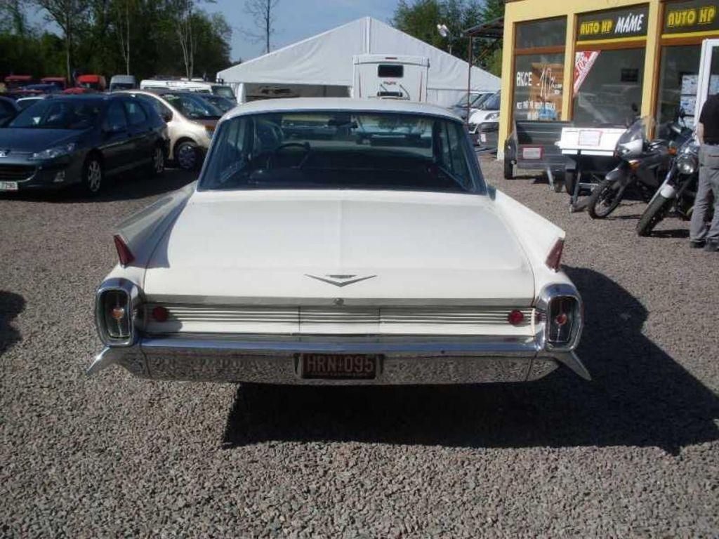Cadillac DeVille, 6,4 L - fotka 5