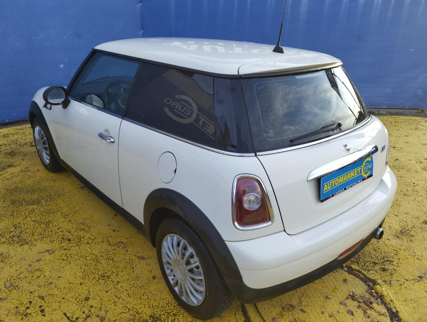 Mini One, 1,4 70KW NOVÉ ROZVODY - fotka 4
