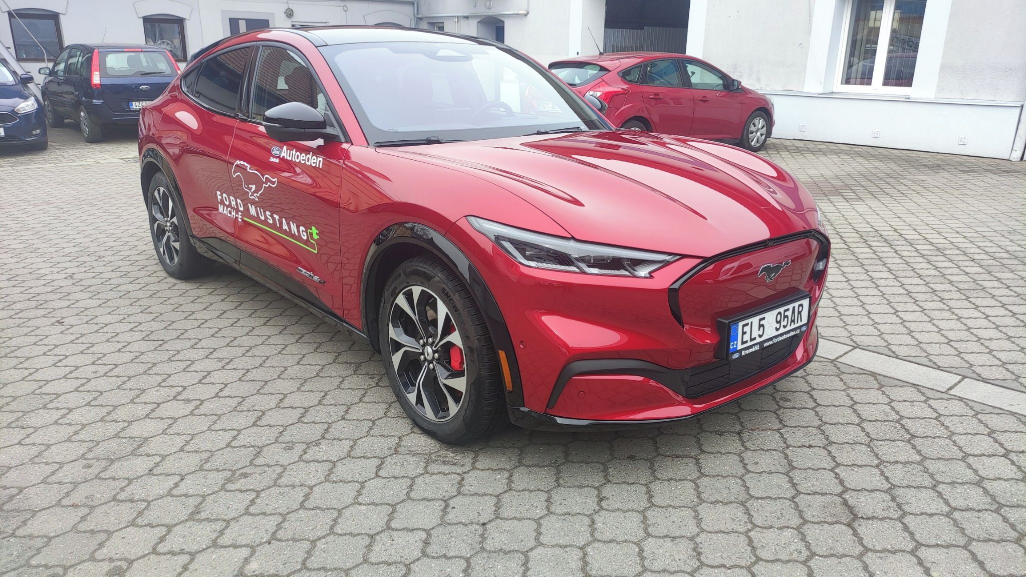 Ford Mustang Mach-E, prodloužený dojezd 4x4
