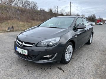 J 1,6, tažné zařízení