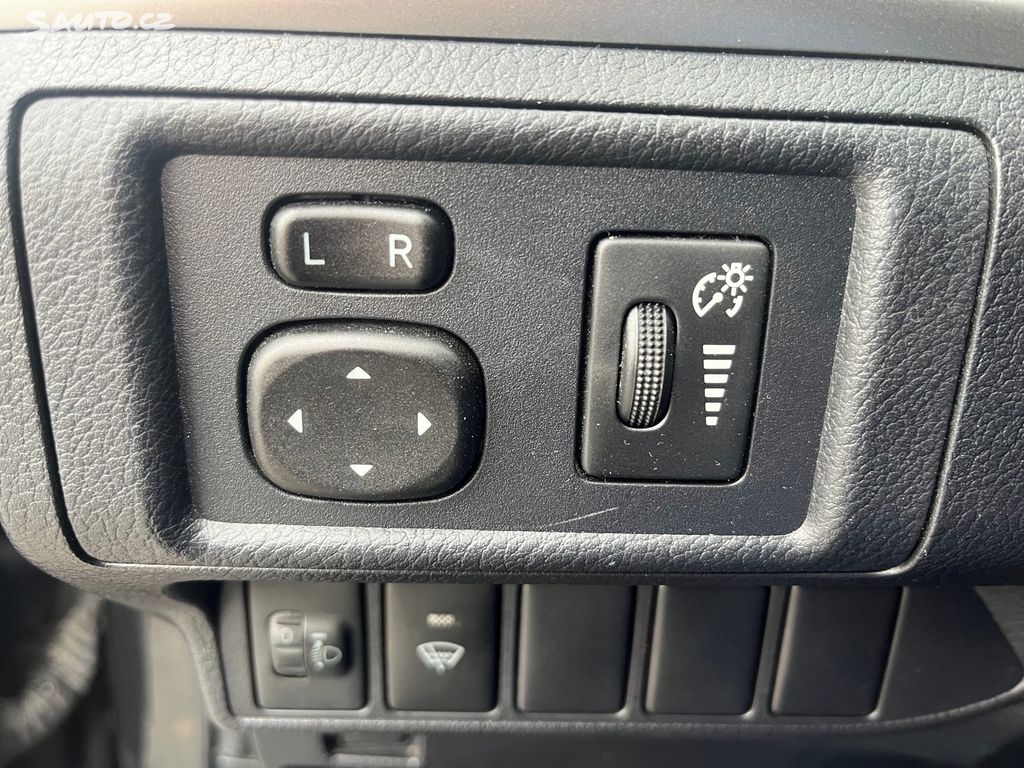 Lexus CT 200h, fotka 23