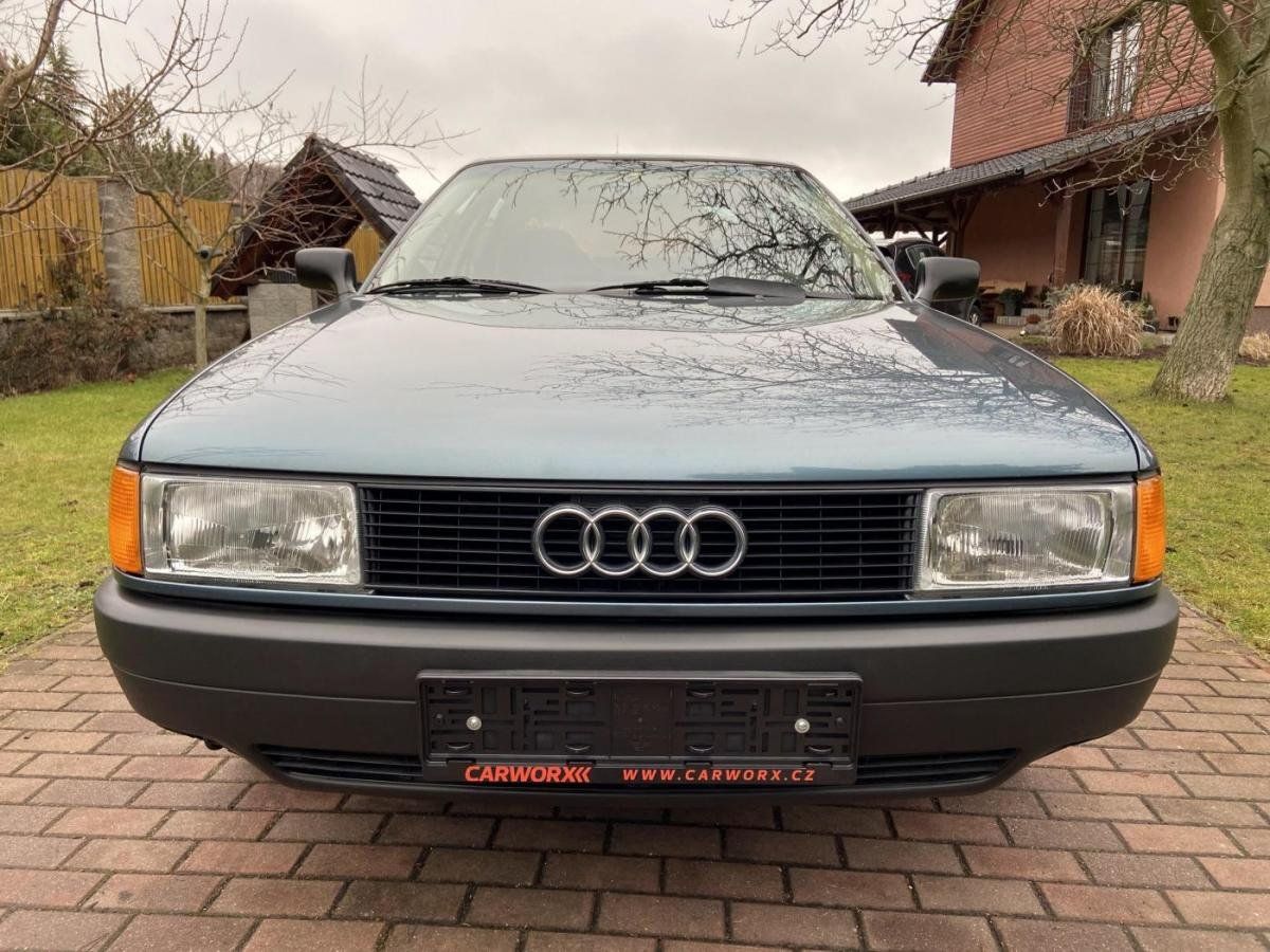 Audi 80, 1.8i 66kw - fotka 2