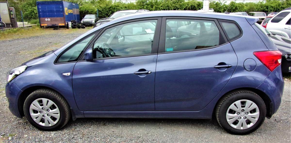 Hyundai ix20, 1,4   CRDi Trikolor původ ČR - fotka 5