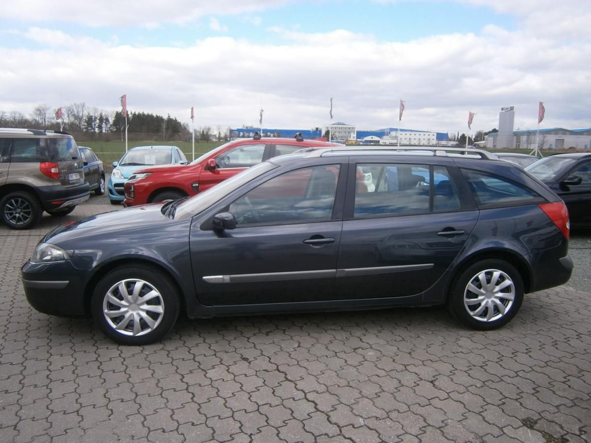 Renault Laguna, 1.9DCi 96kw,serviska - fotka 4