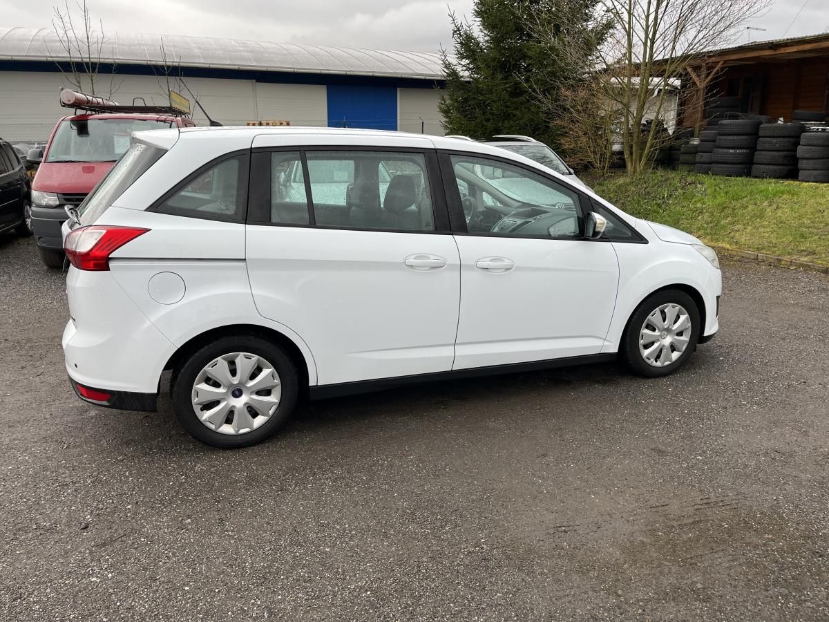 Ford C-MAX, 1.6 TDCI GRAND - fotka 6