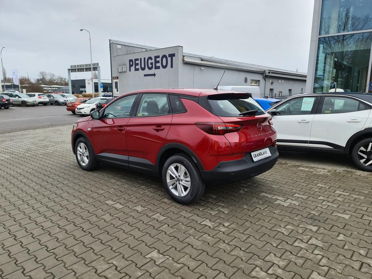 Opel Grandland, Grandland 1.2 96 kW MT6 - fotka 4