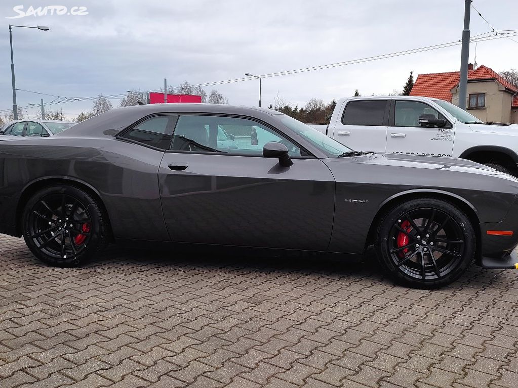 Dodge Challenger R T 5 7 V8 Hemi 8at Sauto Cz