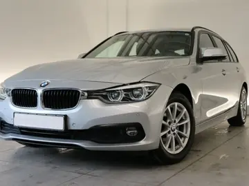 BMW Řada 3, 318d Touring Advantage*Kamera*