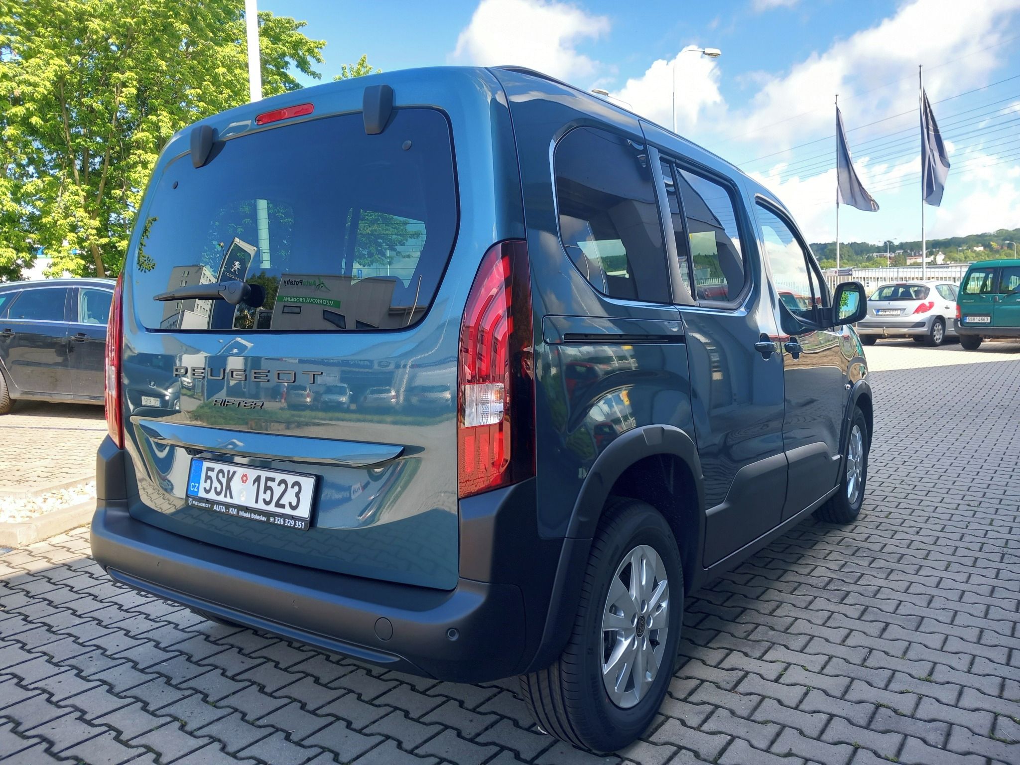 Peugeot Rifter, ALLURE 1.5 BlueHDi 130 MAN6 N1 - fotka 5