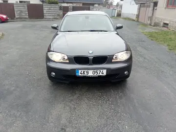 BMW Řada 1, Bmw1 plně pojízdné Ale !!!!