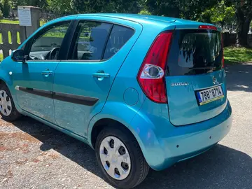 Suzuki Splash, 1,2; 63 kW + zimní pneu, KLIMA