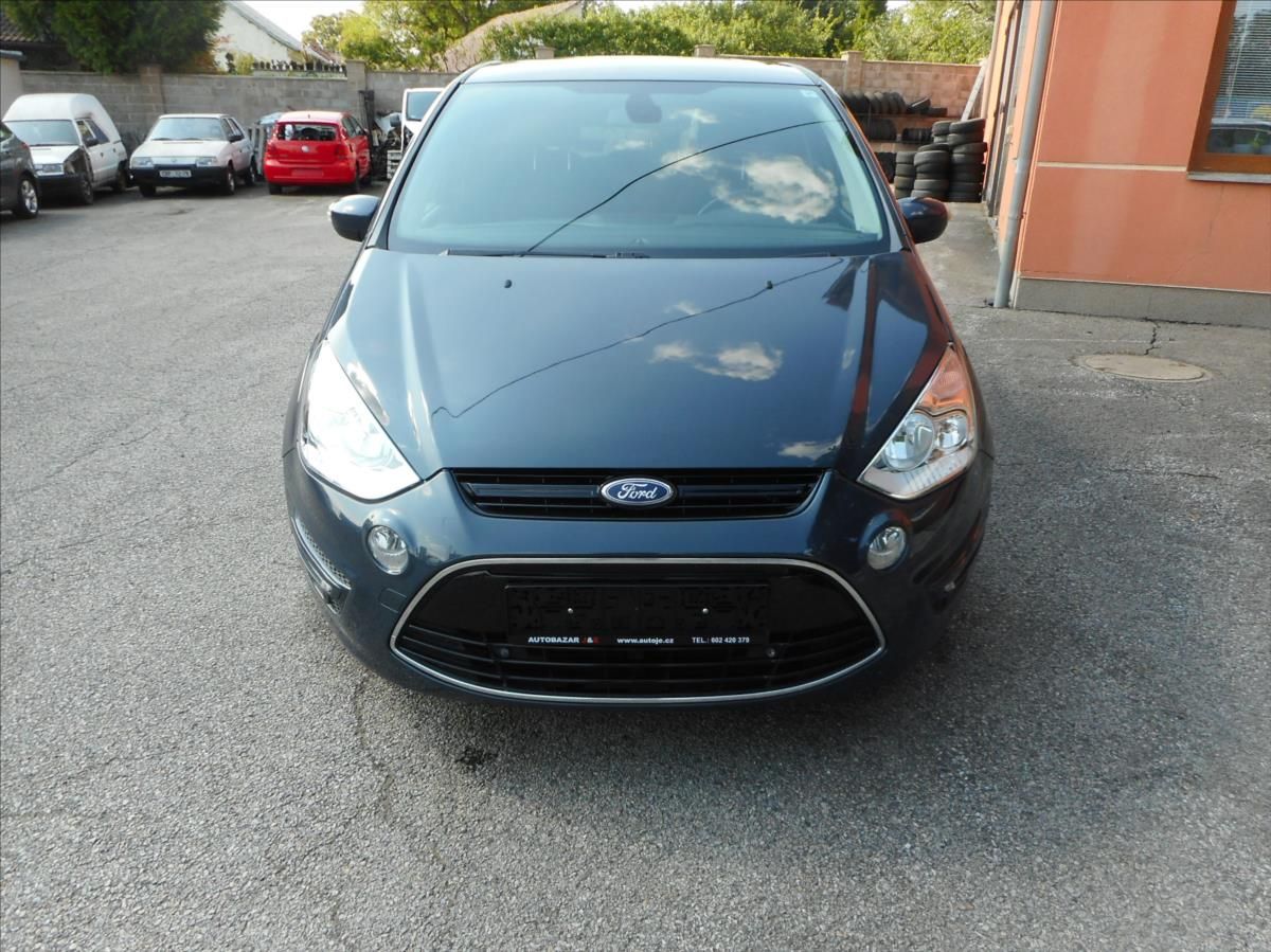 Ford S-MAX, 2,0 TDCi Businees - fotka 2