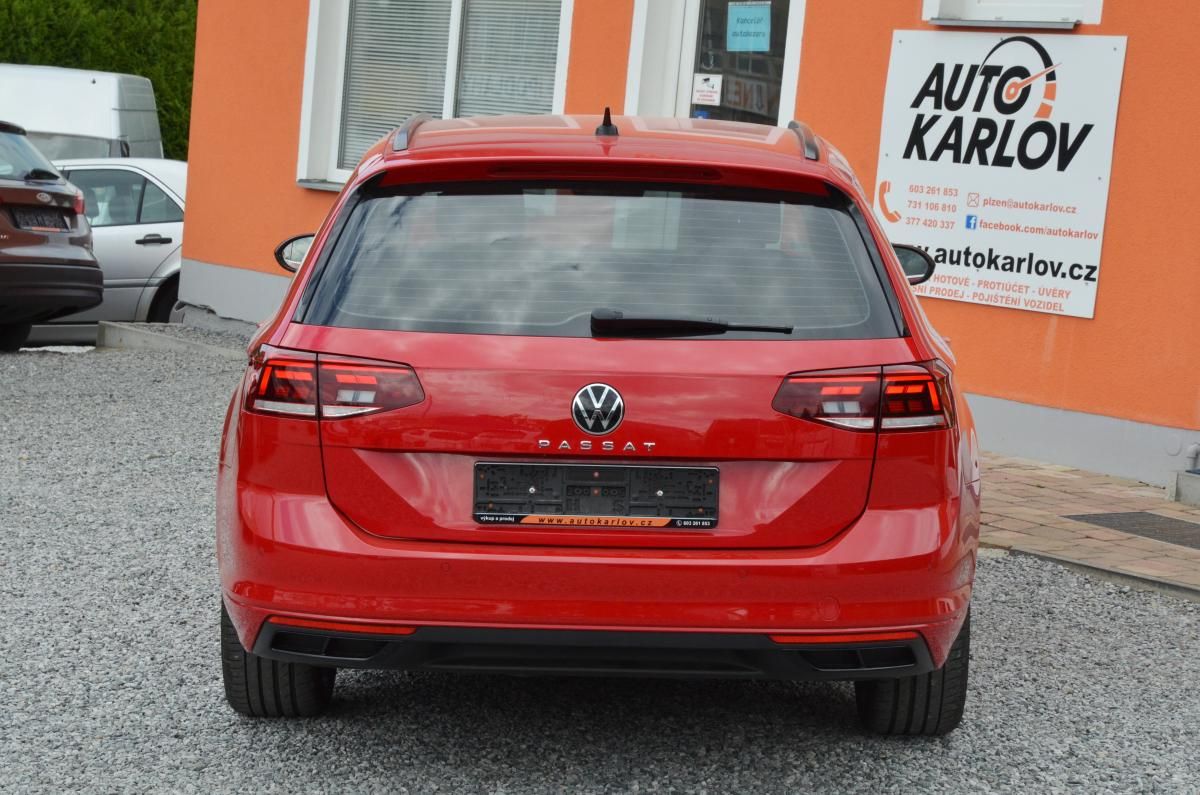 Volkswagen Passat, 2.0 TDi DSG / 77.300km / 1.MAJ - fotka 5