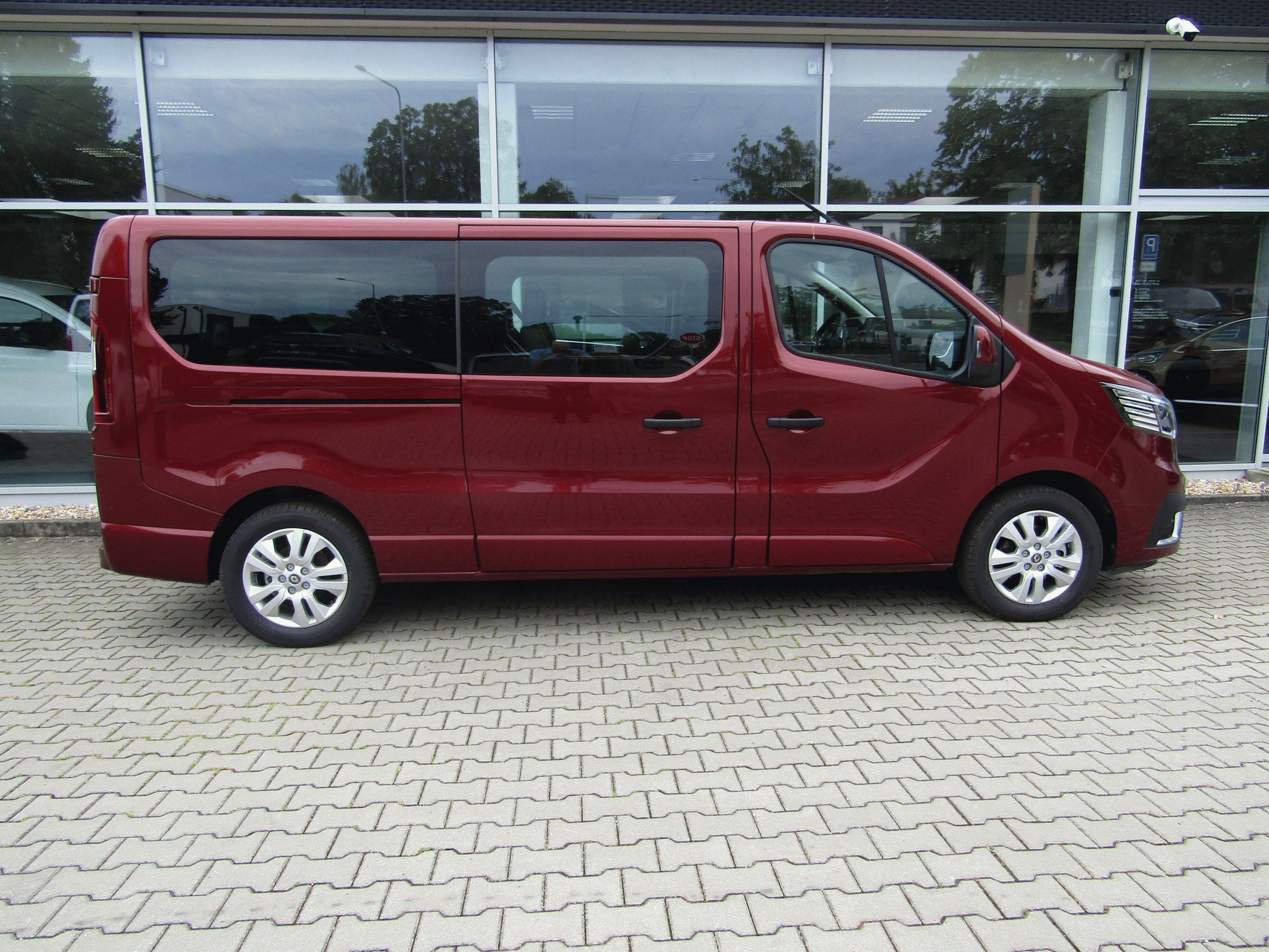 Renault Trafic, Blue dCi 150k Cool L2 - fotka 3