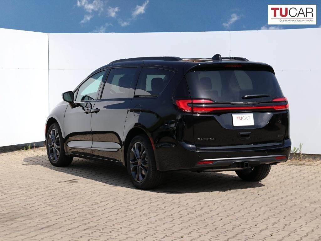Chrysler Pacifica, Touring L AWD Road Tripper - fotka 6