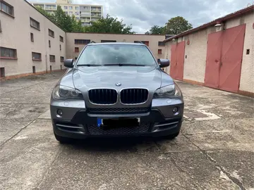 BMW X5, 3.0d 173kw X-Drive Servisováno