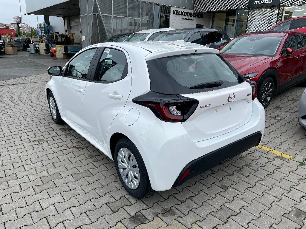 Mazda 2 Hybrid, 1,5 HEV Prime-Line 2000km - fotka 4