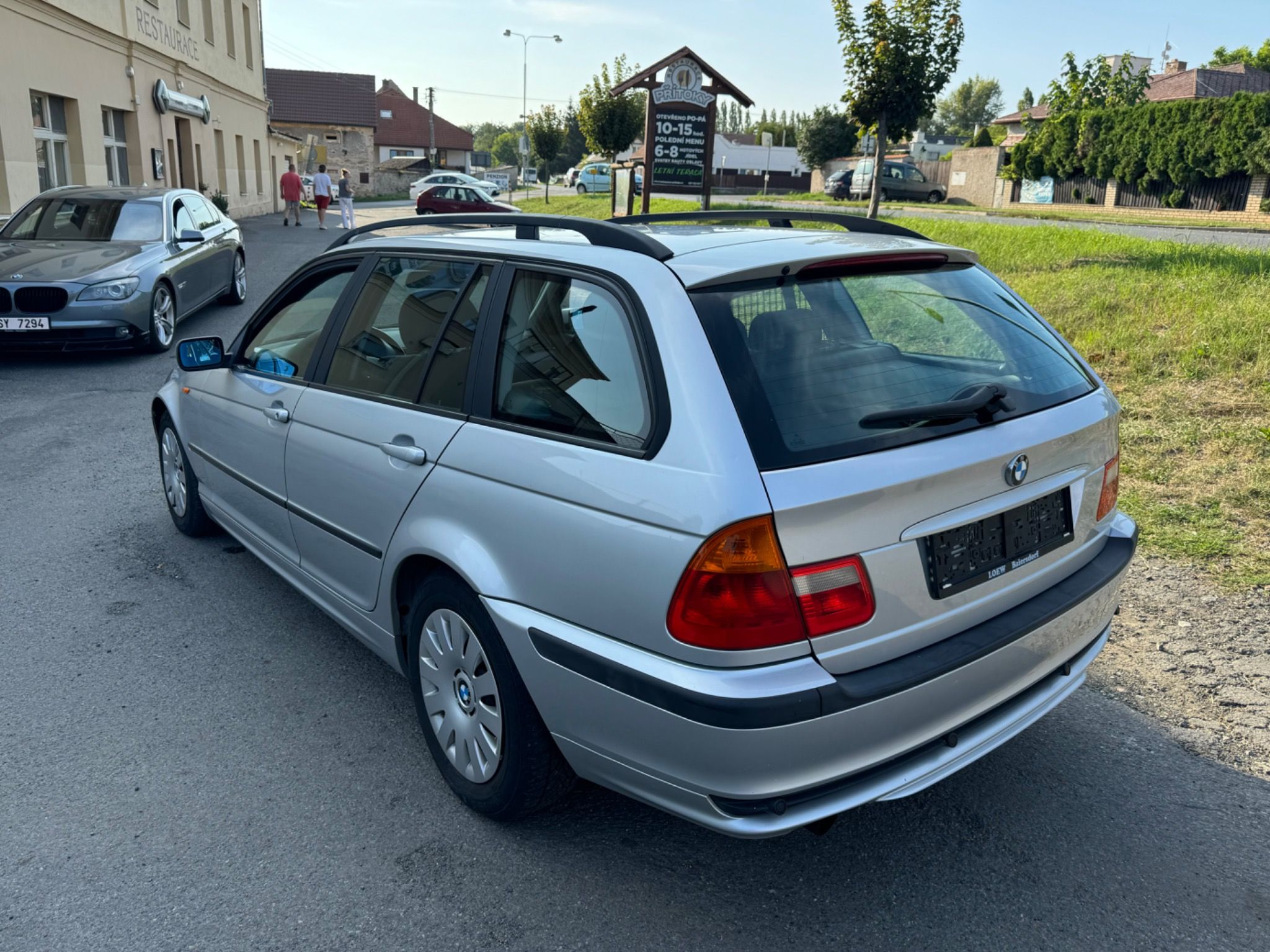 BMW Řada 3, 318i 105kW.Touring.Xenon-Face - fotka 5