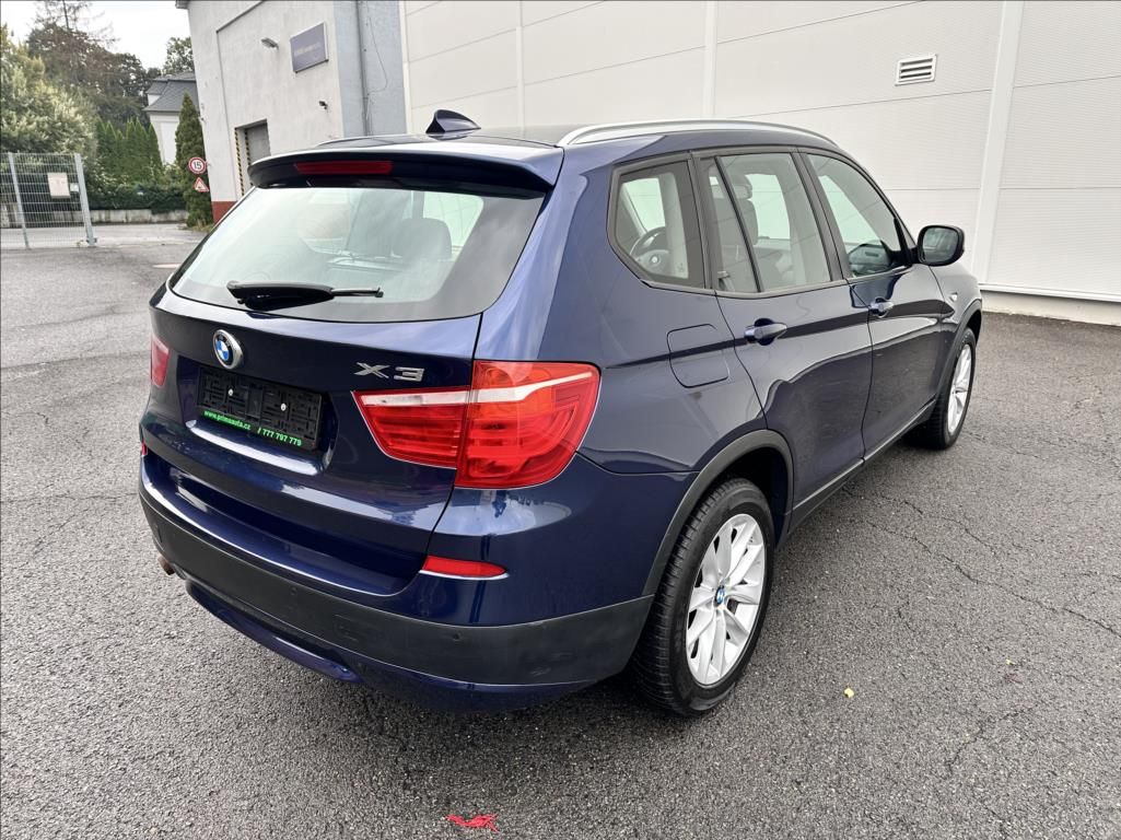BMW X3, 2,0 4 x 4 20i NAVIGACE - fotka 4