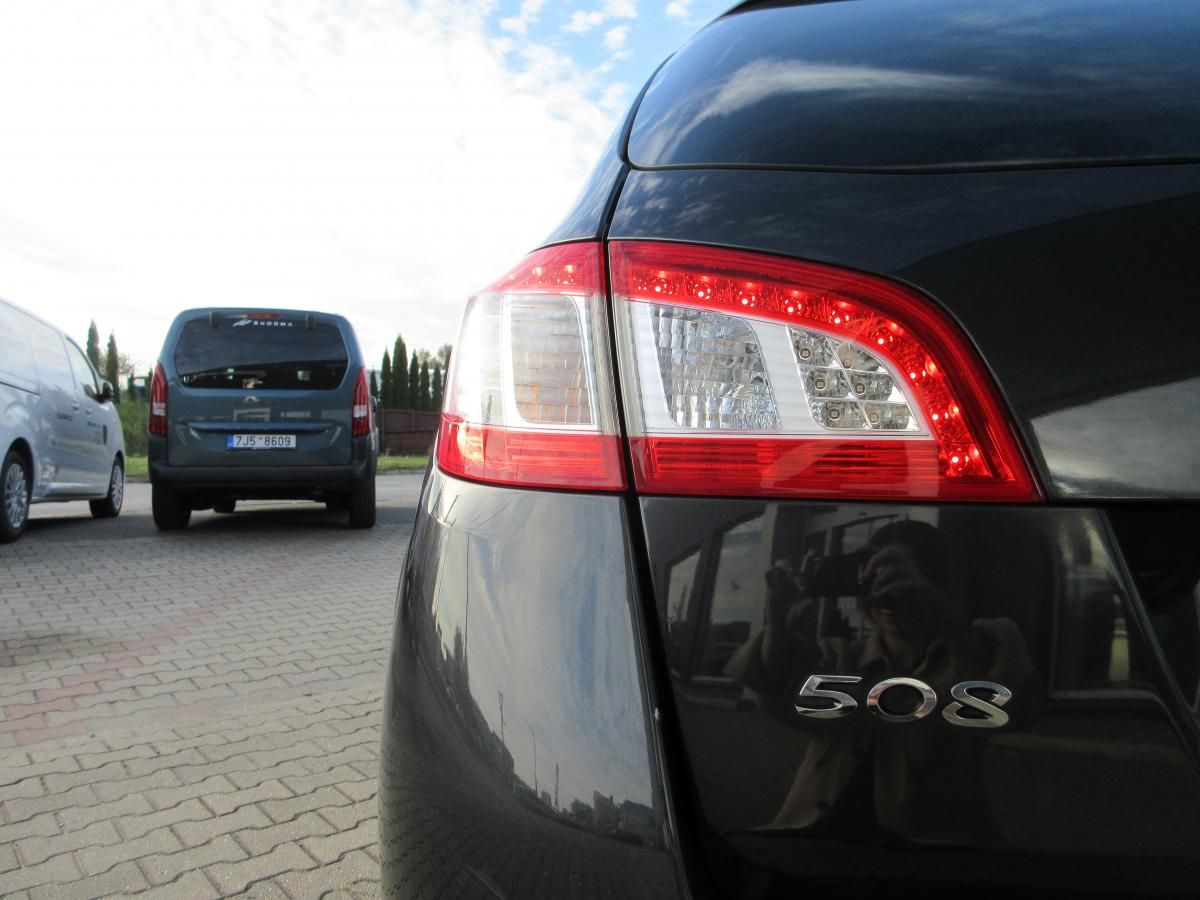 Peugeot 508, SW RXH 2,0 HDi 180 EAT6 - fotka 6