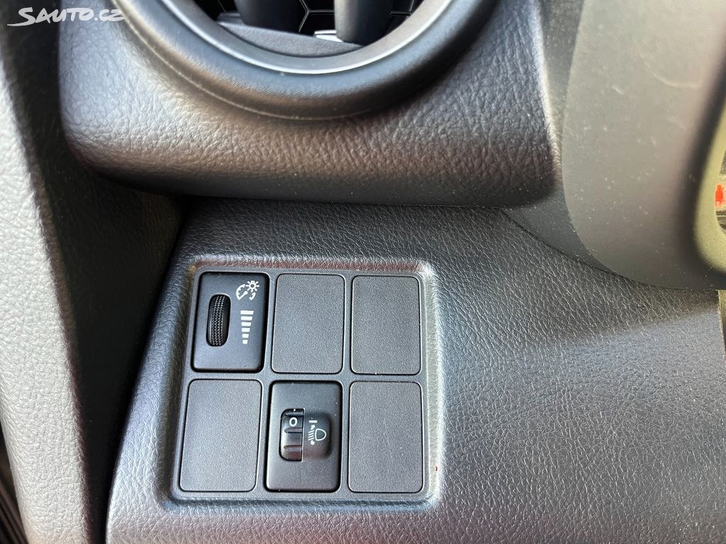 Toyota Rav4, fotka 20